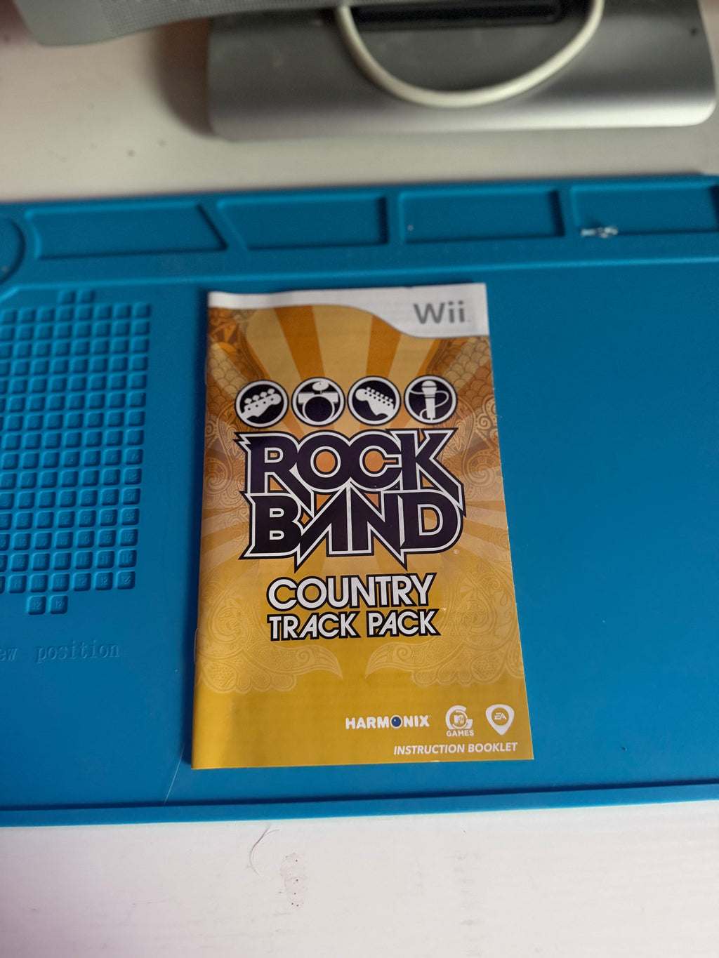 Rock Band - Country Track Pack - Nintendo Wii (CIB)